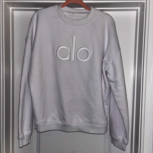 ALO | WHITE RENOWN EMBLEM CREW NECK PULLOVER SWEATSHIRT | M - Picture 3 of 4